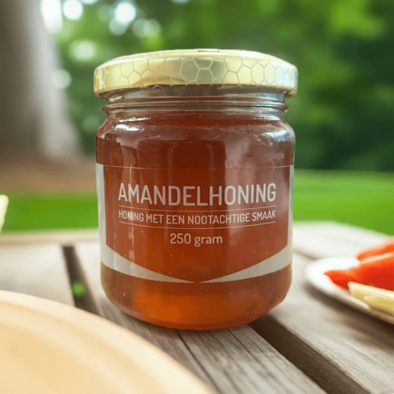 Amandelhoning uit Spanje- Lekkerhoning.nl