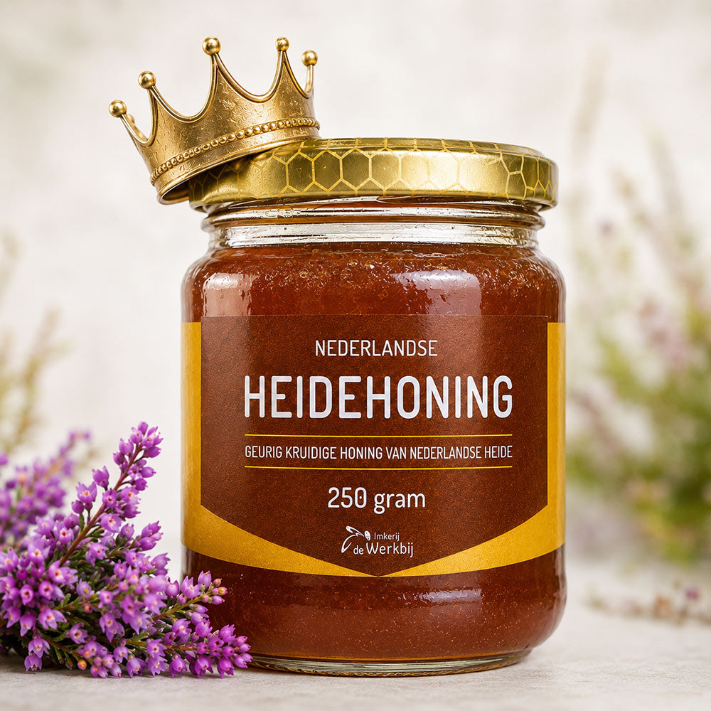 Nederlandse-Heidehoning-Onbetwiste-Koning-onder-de-Honing
