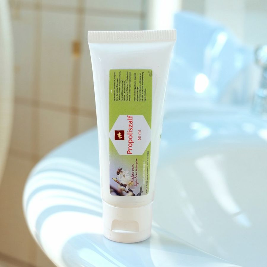 Propoliszalf tube 60 ml- Lekkerhoning.nl